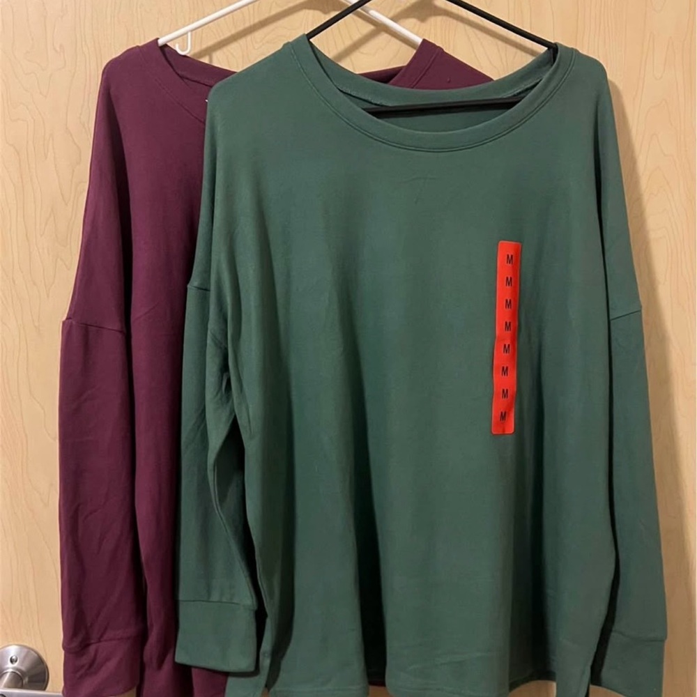 Green and Maroon Loose Long Sleeve Shirts